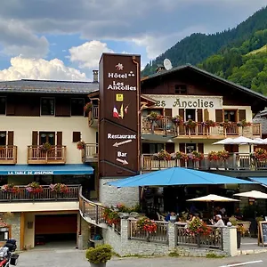 Hotel Logis Les Ancolies, Arêches